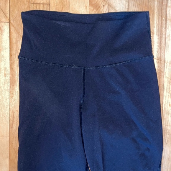 3 for $20 ✨ Lululemon | Revitalize Tight 25” - Picture 4 of 8